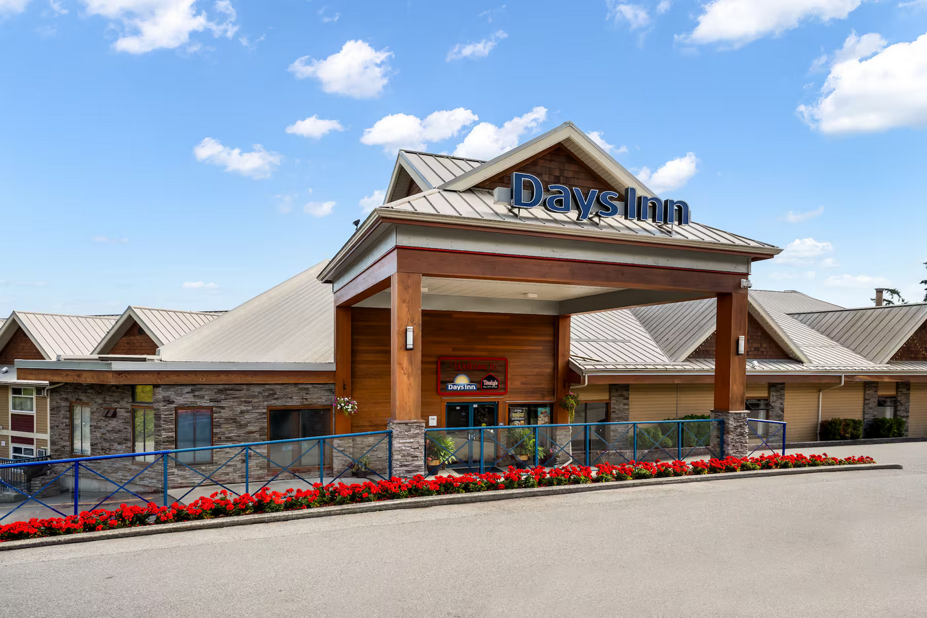 Days Inn Nanaimo Main Entrance